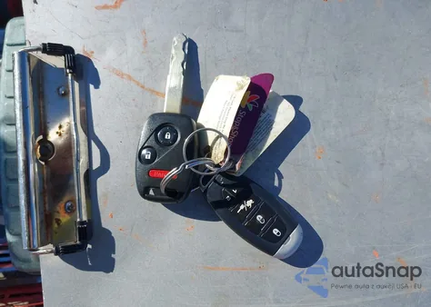 2011 Honda Cr-V Ex-L z USA, uszkodzony, nr VIN 5J6RE4H79BL081299